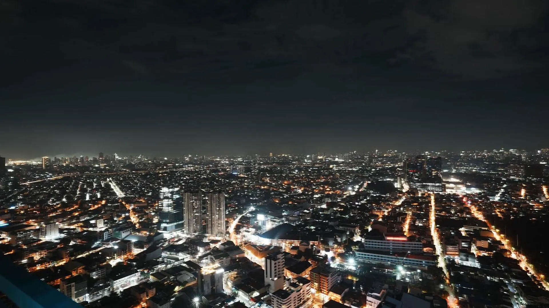 Air Residences Makati With Sunset View Manila 0*,  Filippine